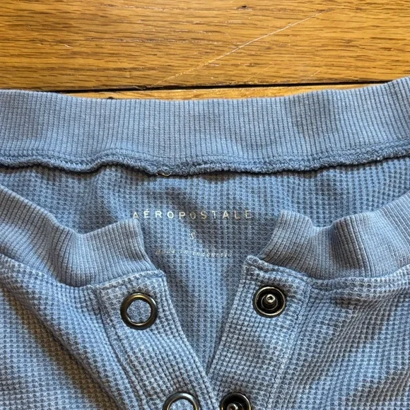 Aeropostale Steel Blue Henley Top - Picture 2 of 2